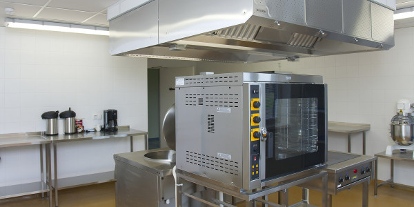 Desengrase Campanas Extractoras de Cocinas Moriles · Cocina de la Industria Alimentaria